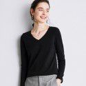 Summer New Underlay V-neck T-shirt Loose Solid and Simple