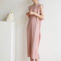 Pleated mid length dress exudes a slimming and slimming look, with a lace up skirt