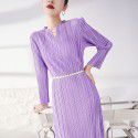 Pleated dress for women's new small V-neck, belt, flower bud skirt, elegant temperament, high waist, mid length skirt
