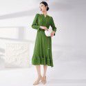Pleated dress for women's new small V-neck, belt, flower bud skirt, elegant temperament, high waist, mid length skirt