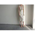 Physique High Waist Over Knee Back Split Half Dress Beige Gentle and Stylish, Easy to Wear Bottom 