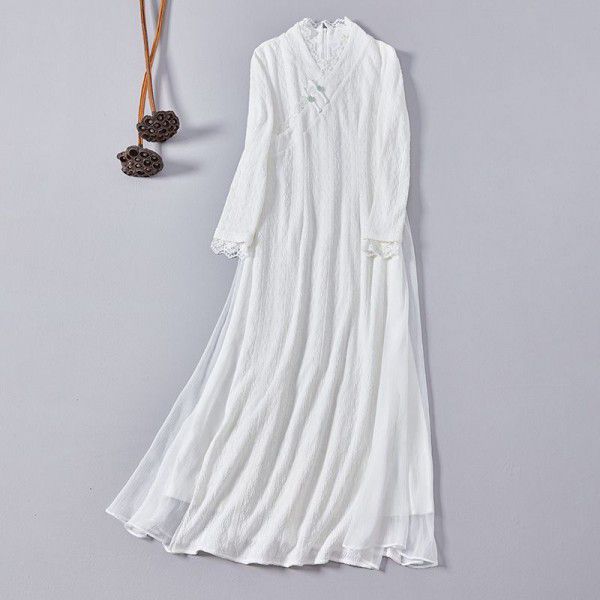 Spring and Autumn New Chinese Retro Women's White Top Improved Audrey Slim Fit Knitted Qipao Tea Dress Long Dress