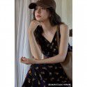 New Spring and Summer Small V-neck French Tea Break Unique Slim Slim Slim Strap Fragmented Flower Dress for Women