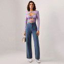 Sexy spicy girl with hollowed out front chest, slim fit long sleeved milk silk short top 