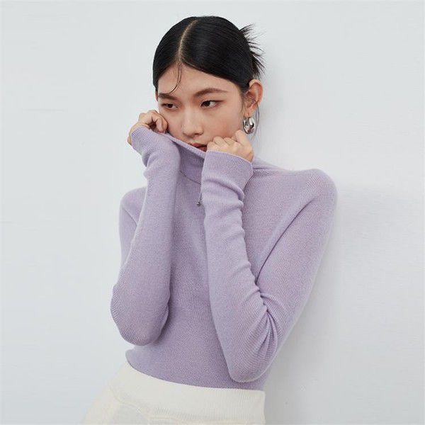 Woolen sweater for women, slim fit with high neck lining, knitted sweater for women
