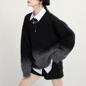 Gradient sweater for women, loose and slimming, mid to long, lazy style round neck knit top