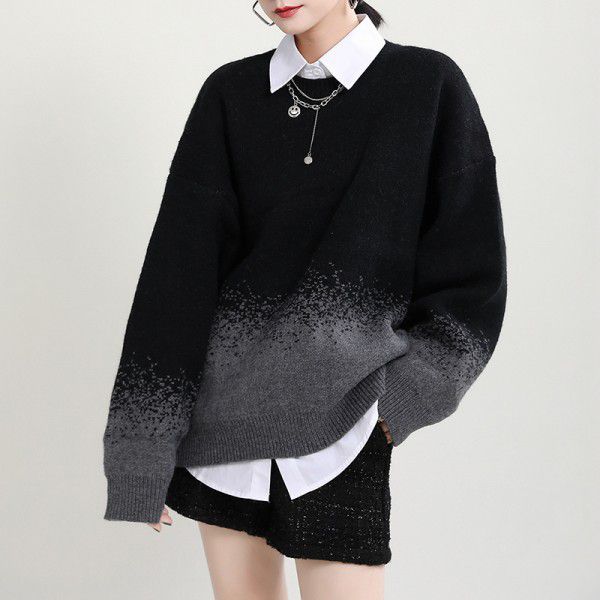 Gradient sweater for women, loose and slimming, mid to long, lazy style round neck knit top